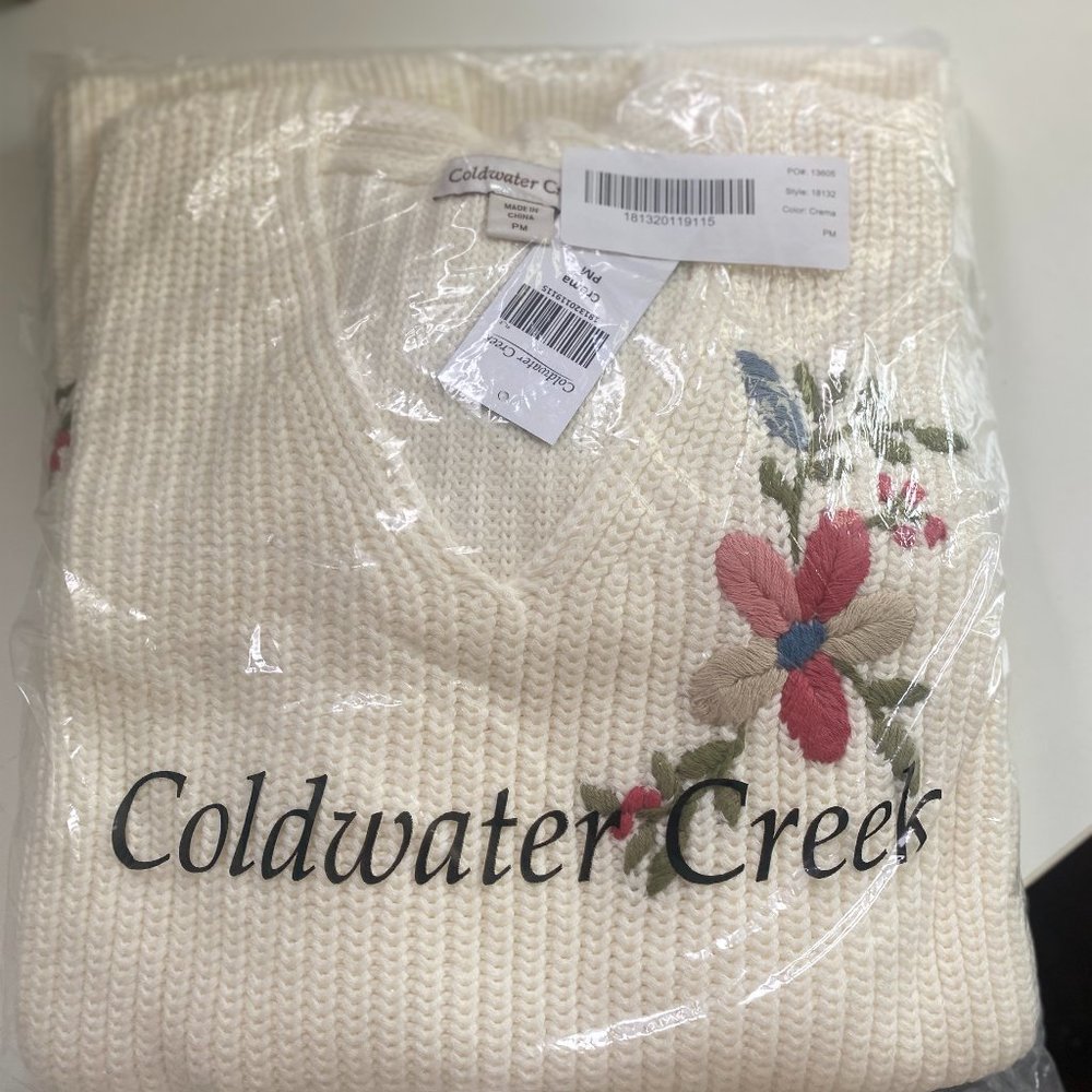 Coldwater Creek Cream sweater with floral embroidery embellishment